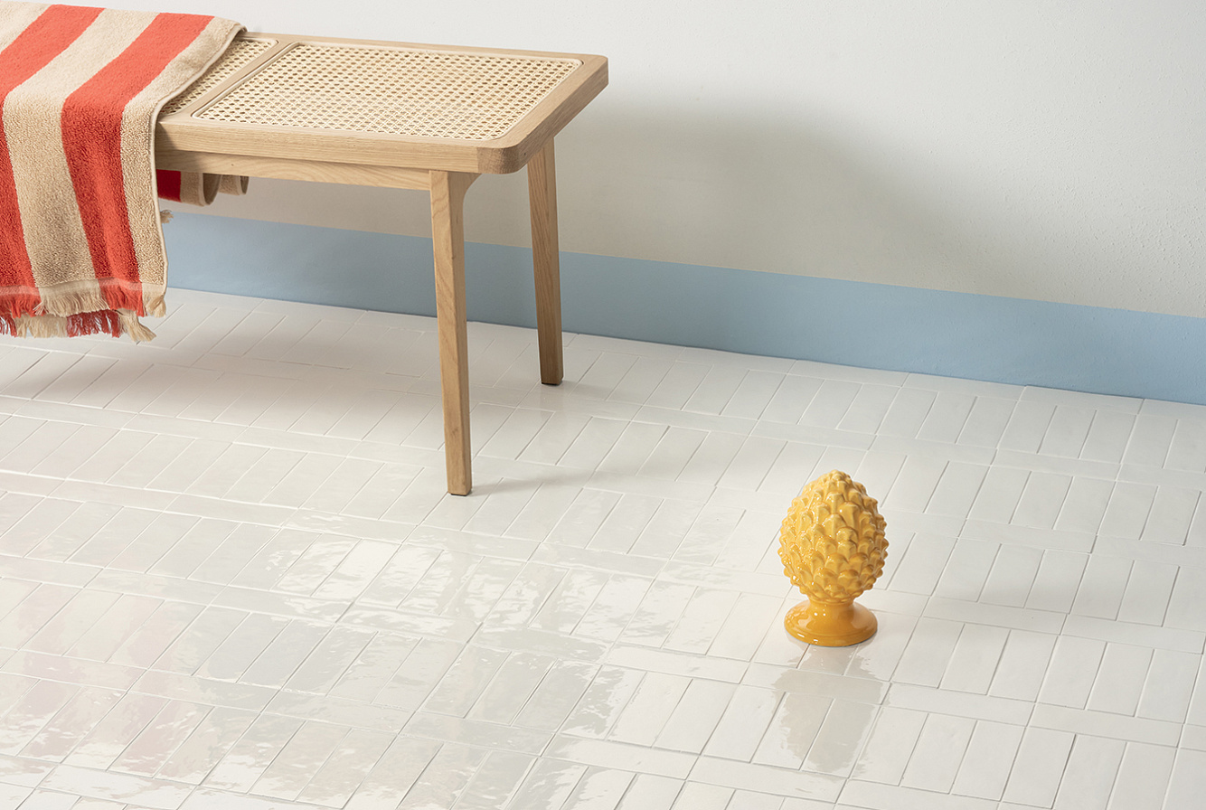 SUPERCLASSICA SCG / RIVIERA WHITE